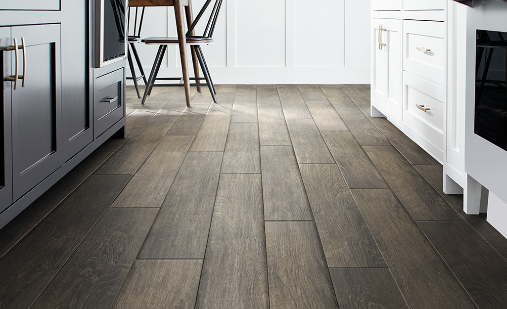 laminate-flooring-step